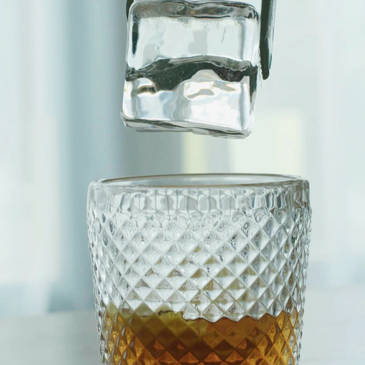 Clear Cube Ice Maker